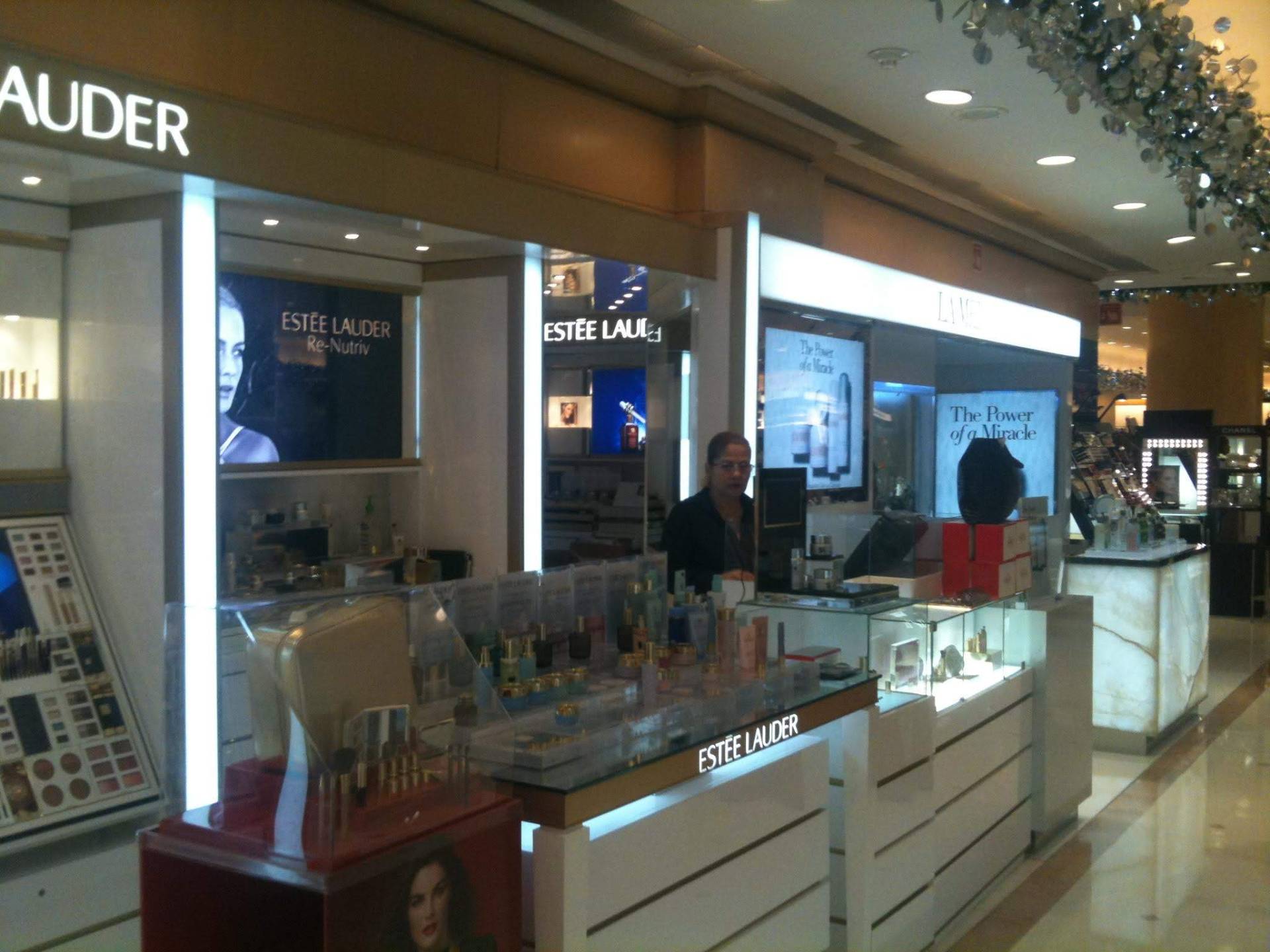 Estée Lauder — imagen 4