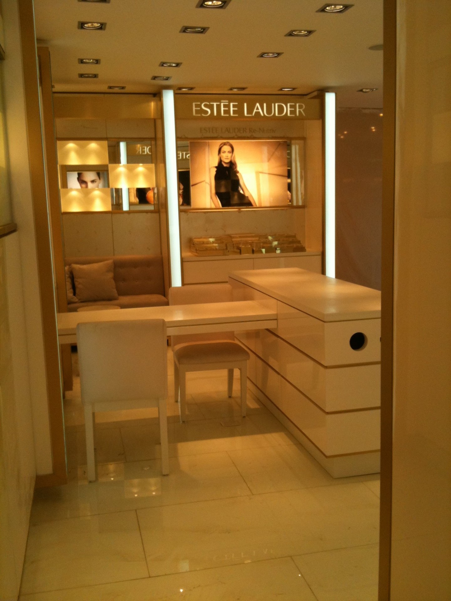 Estée Lauder — imagen 8